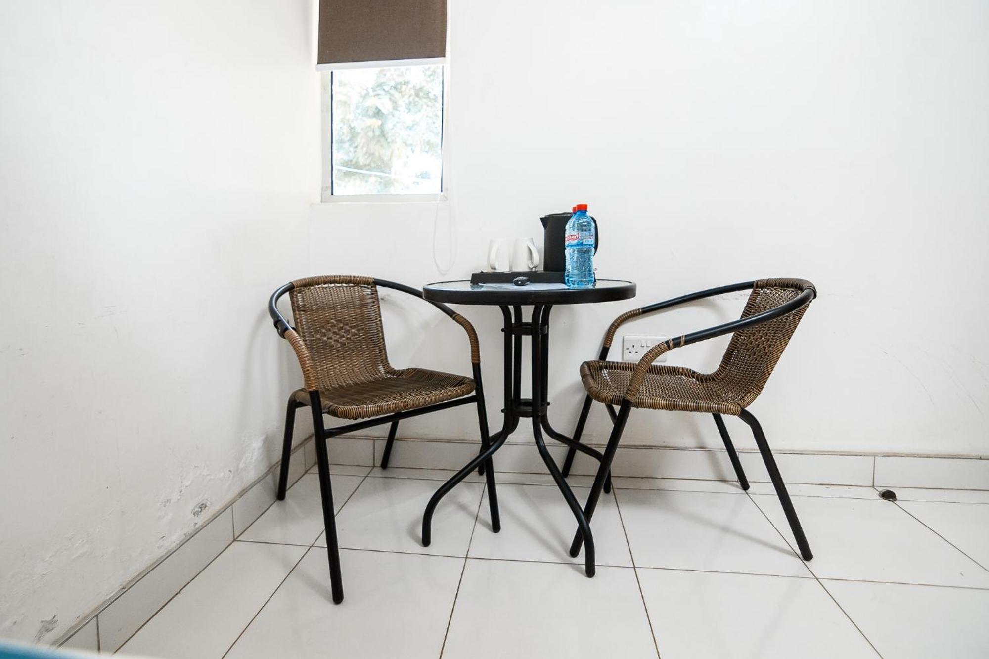 Harry'S Kisumu Oasis Aparthotel Eksteriør bilde